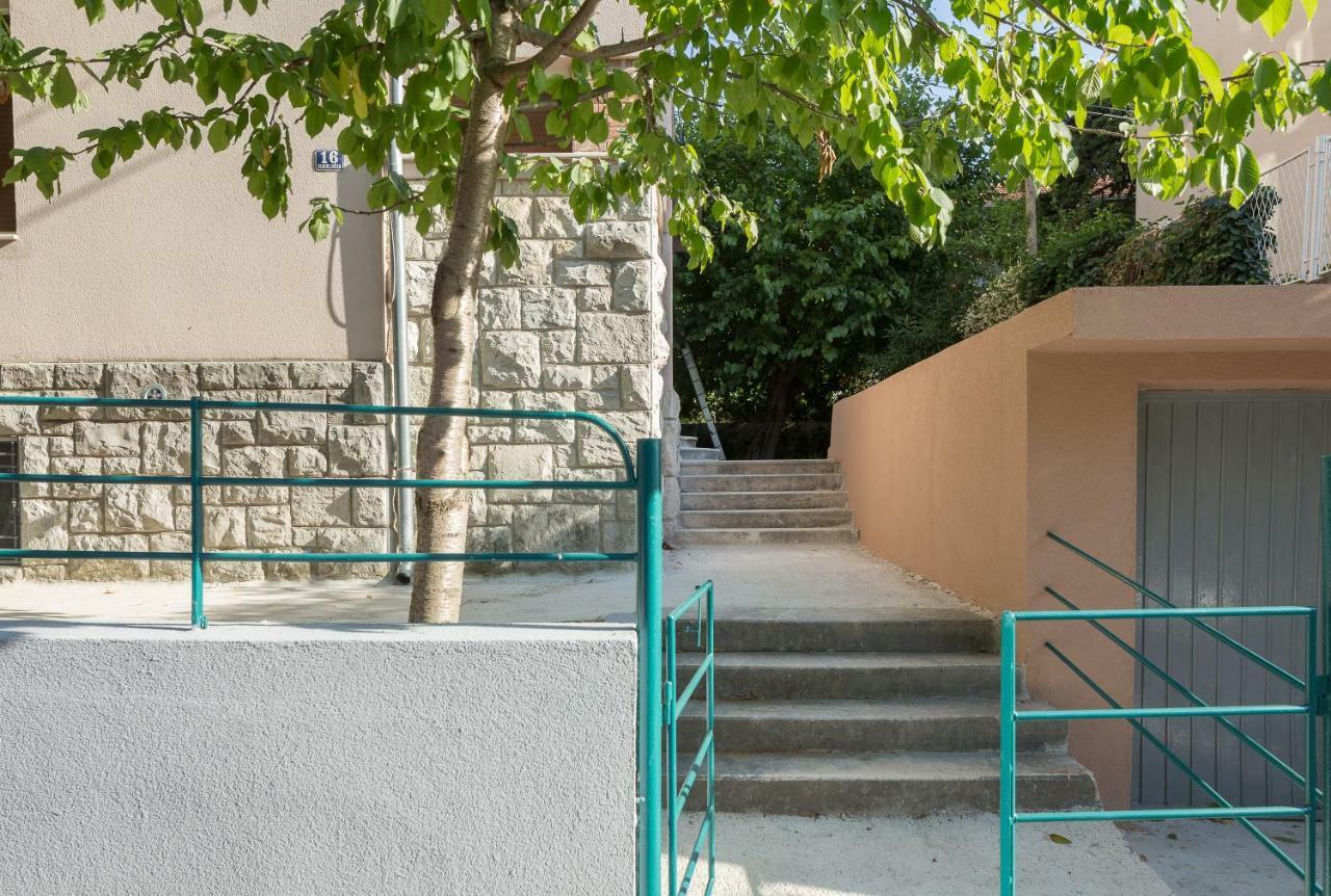 Five Elements Luxury Rooms Split Exterior photo